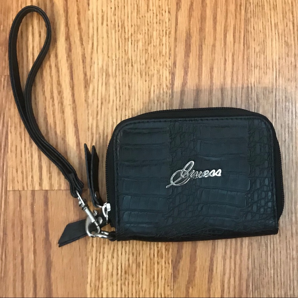 Guess wristlet